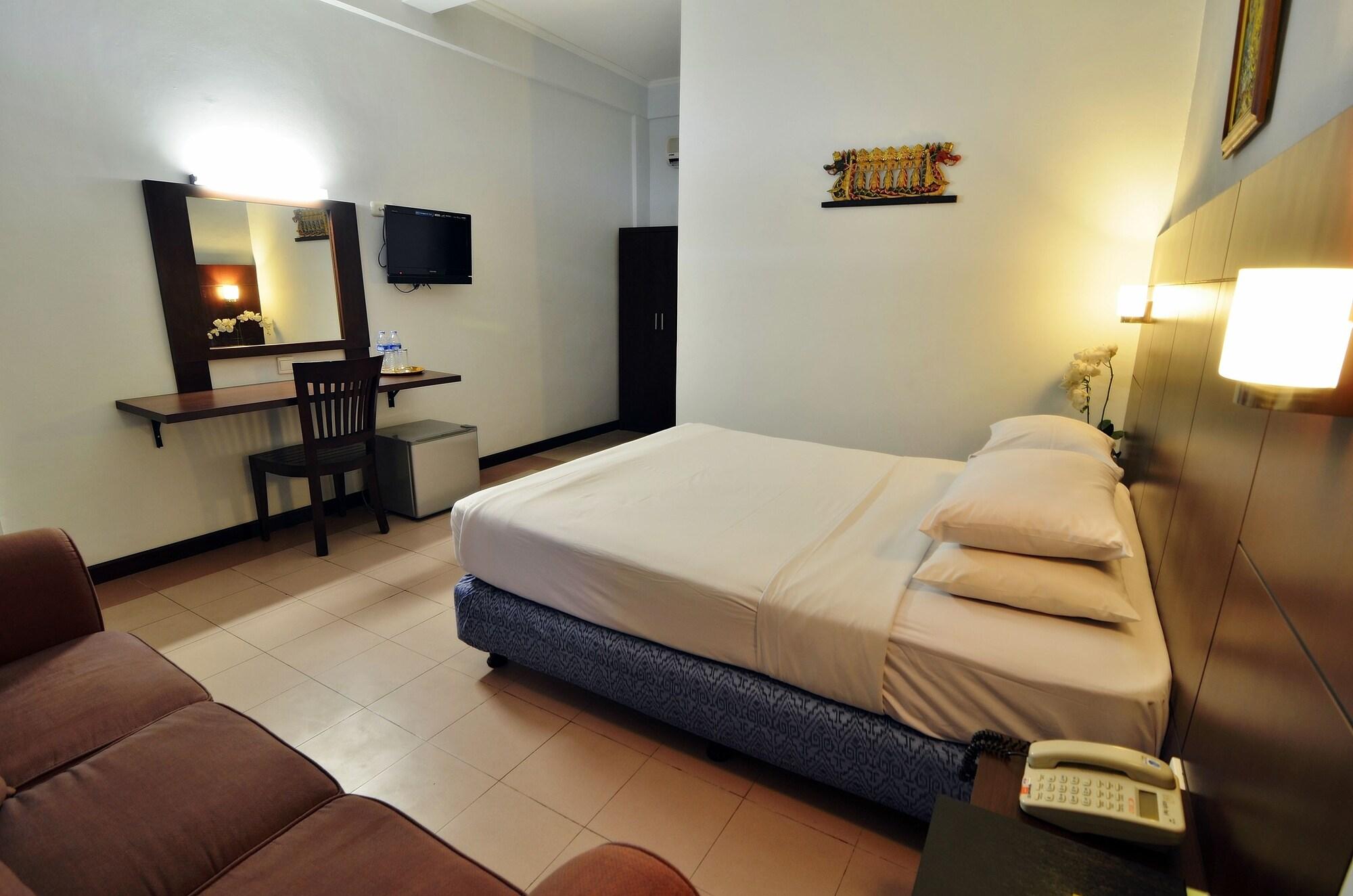 Rosani Hotel Kuta  Exterior photo