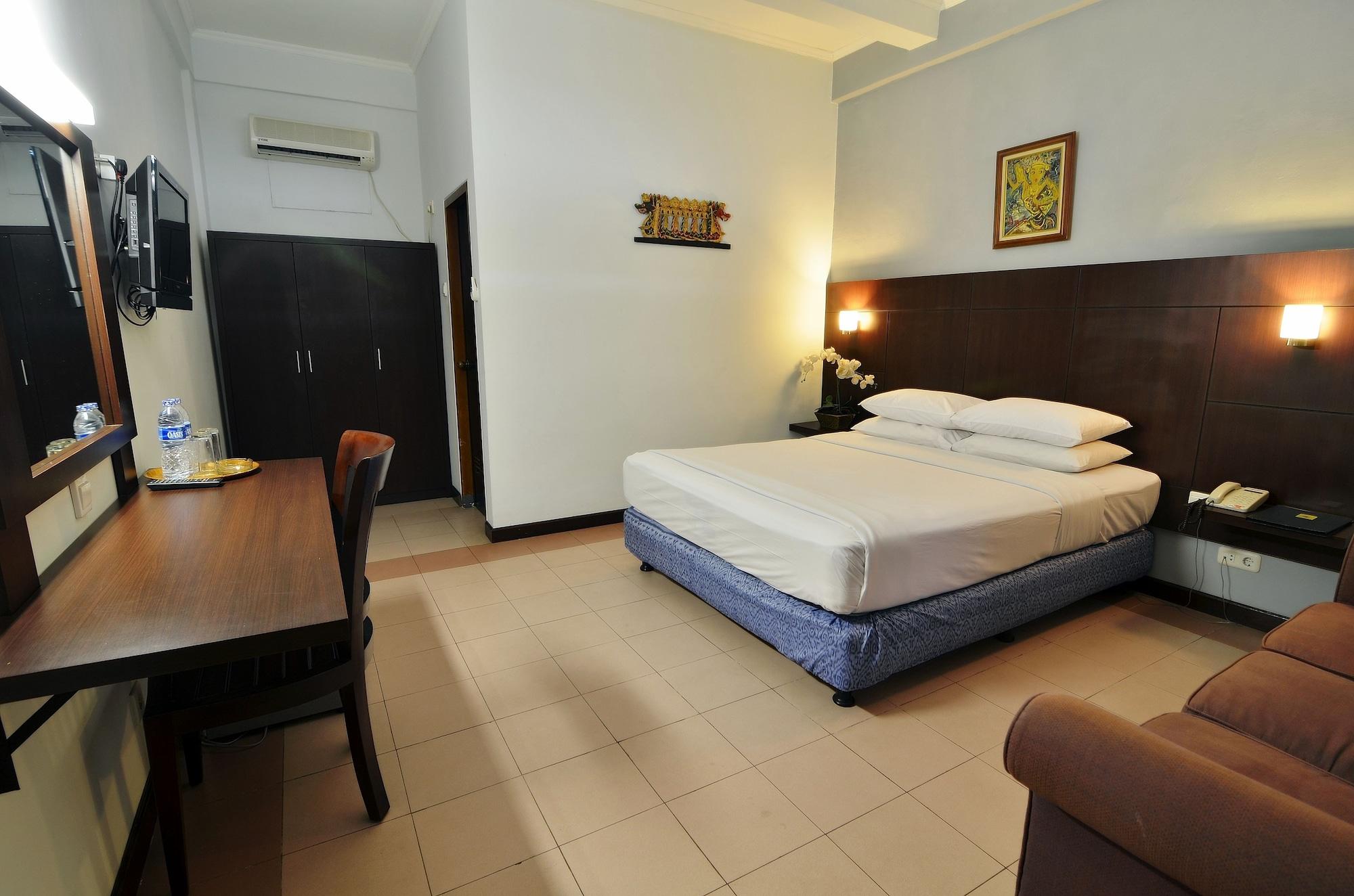 Rosani Hotel Kuta  Exterior photo