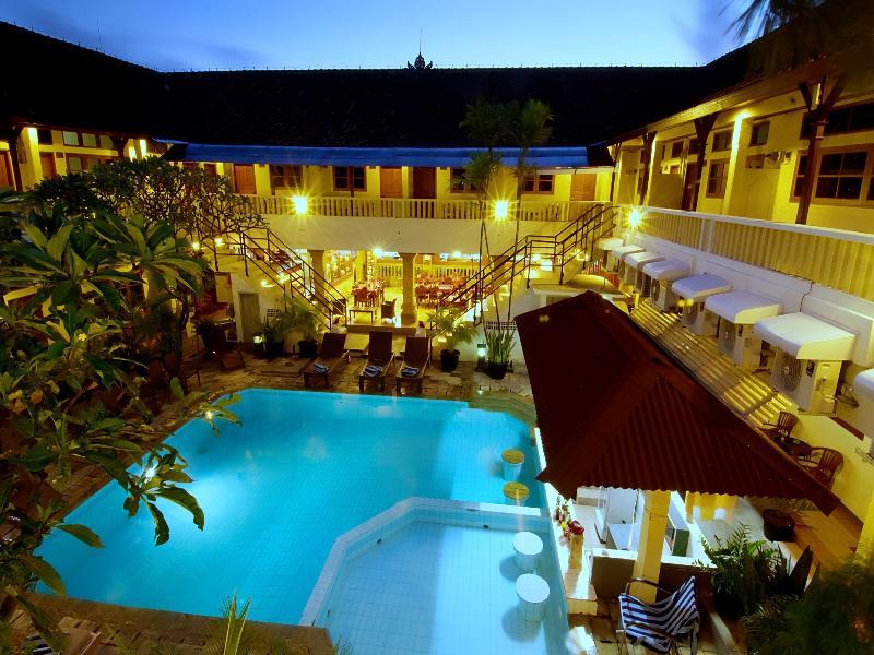 Rosani Hotel Kuta  Exterior photo