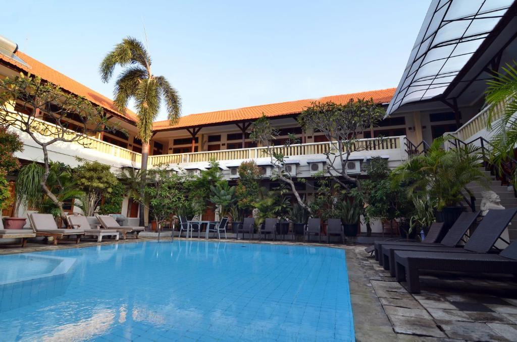 Rosani Hotel Kuta  Exterior photo