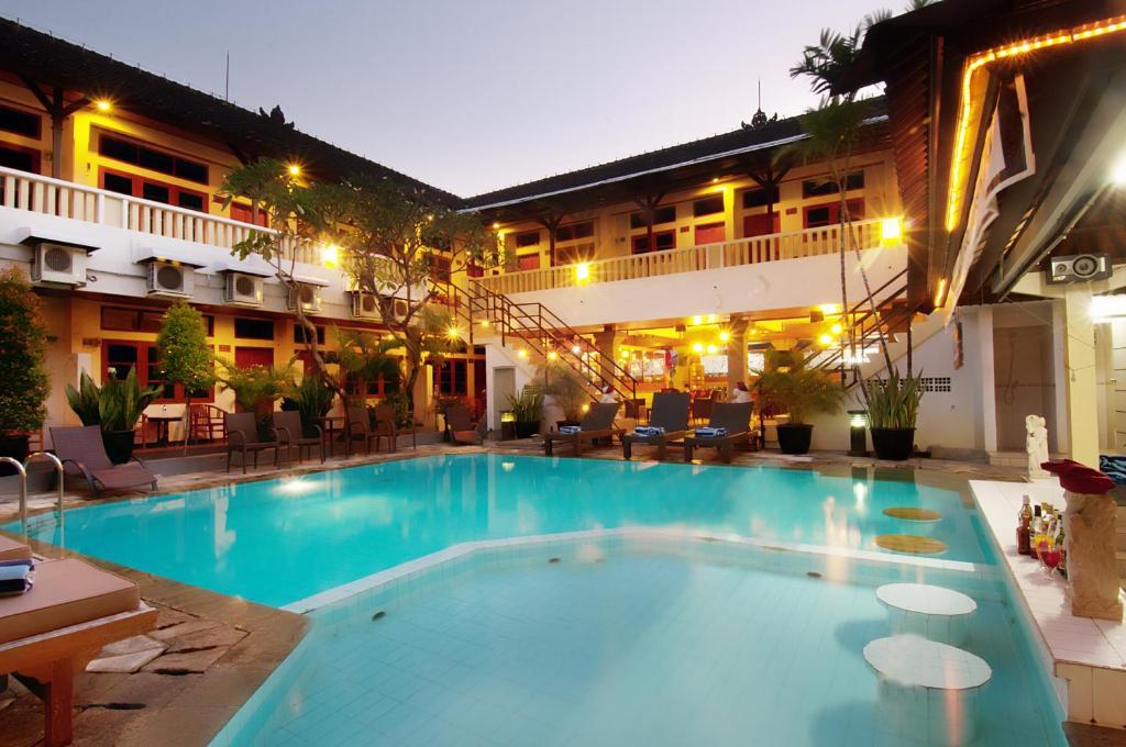 Rosani Hotel Kuta  Exterior photo